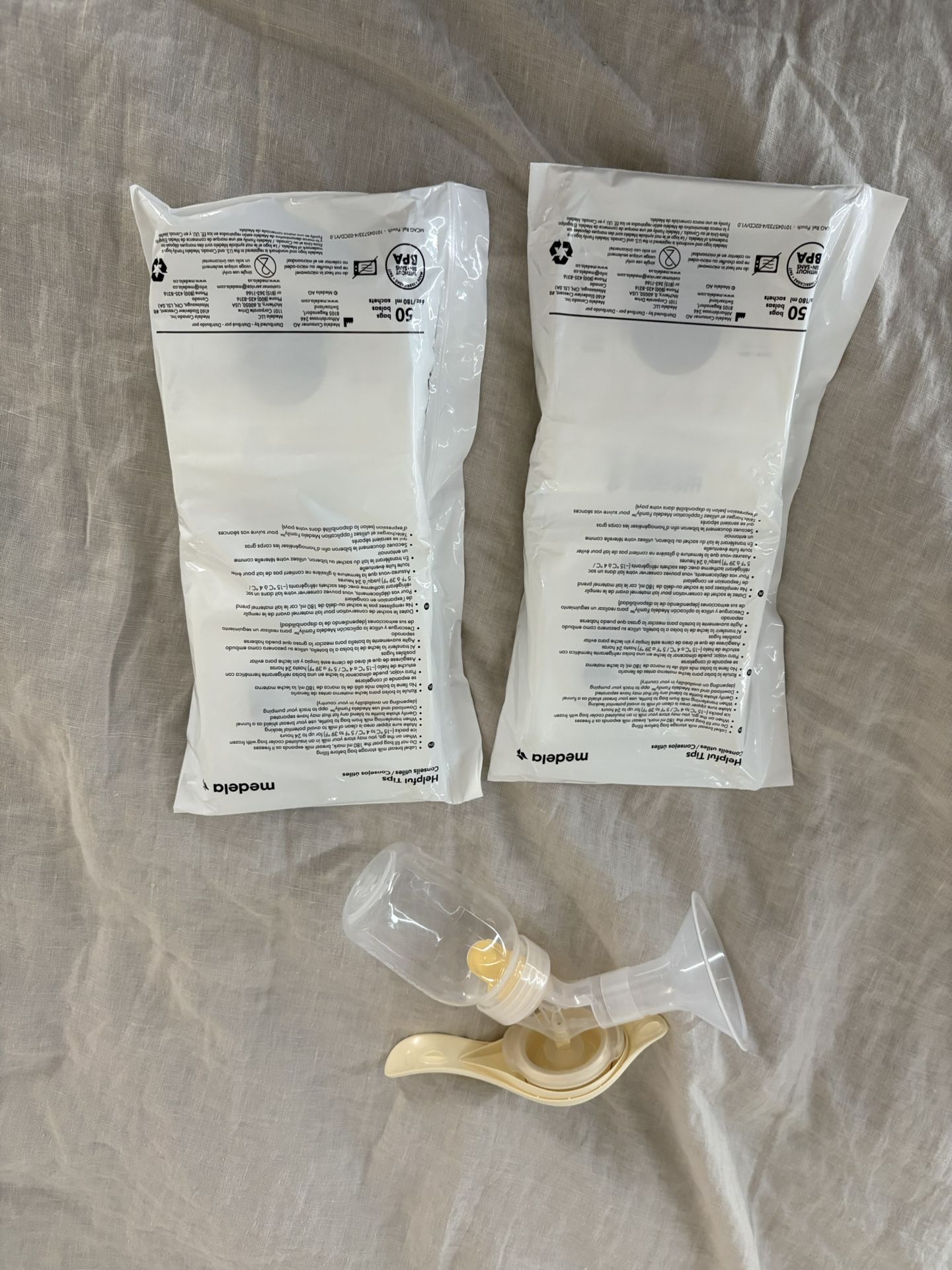 Medela Harmony Manual Pump + 99 Storage Bags