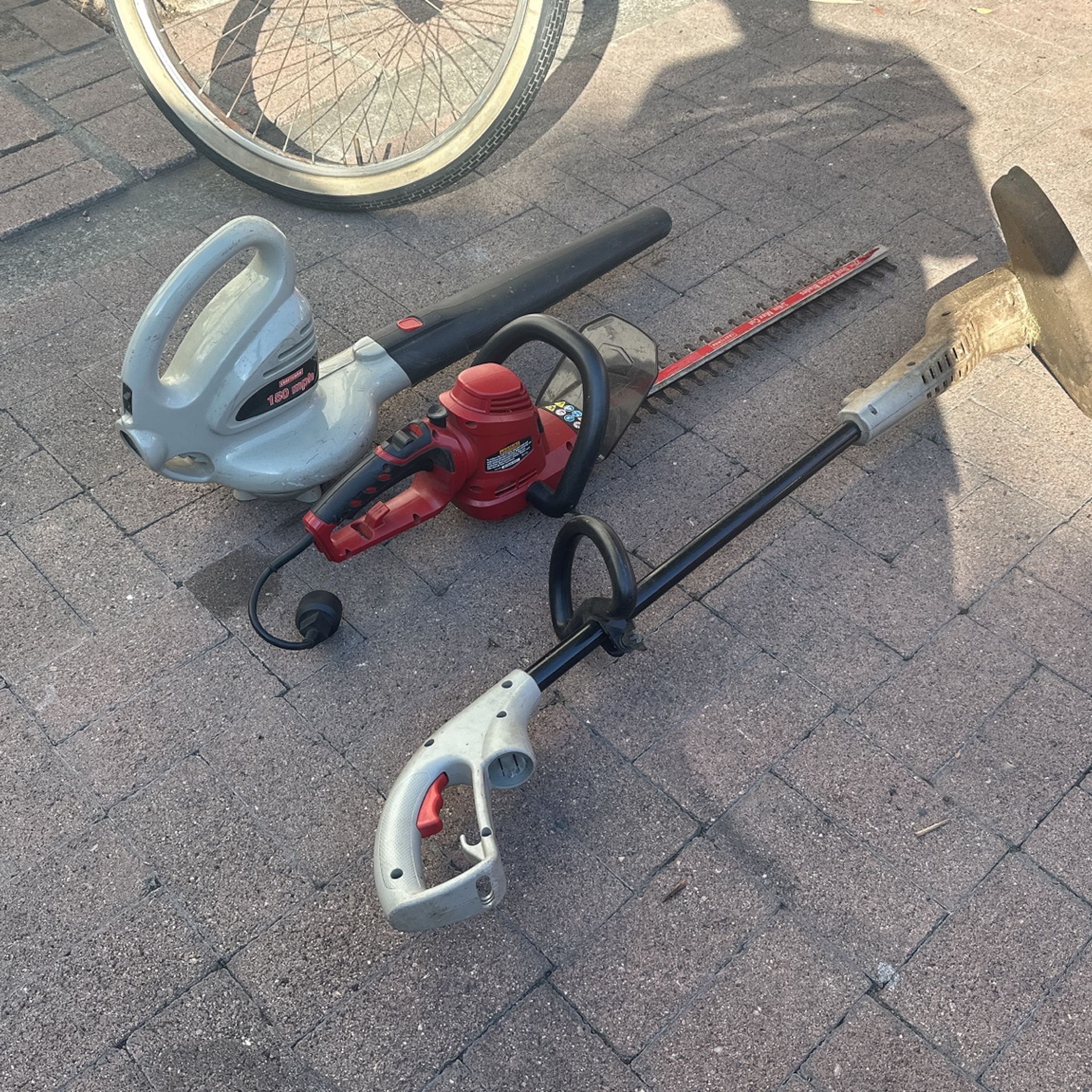 Electric Garden Tools Blower Weed Eater Hedger Craftsman Work Great for