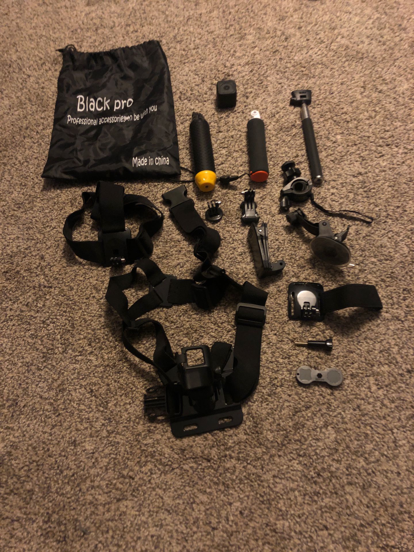 GoPro Hero Session with accessory kit