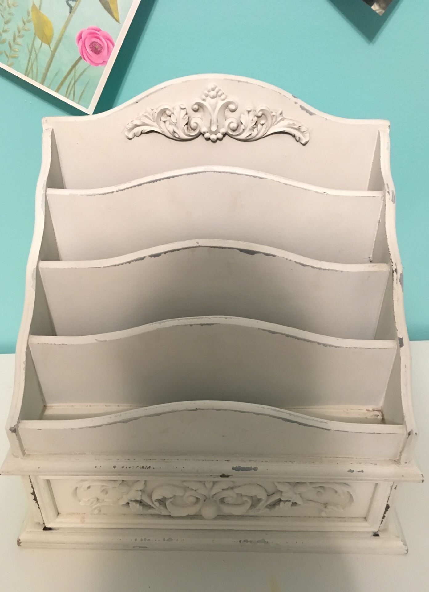 Magazine or craft book organizer with drawer