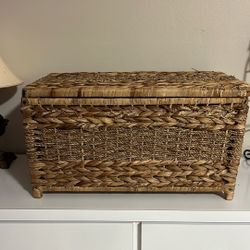 Wicker Storage Trunk  Vintage