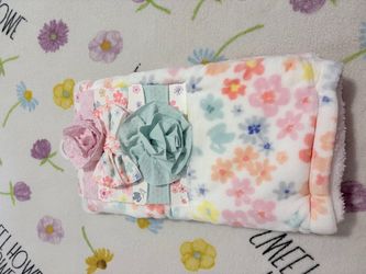 Brand new blanket with bows