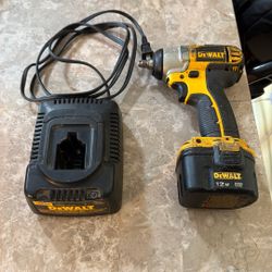 Dewalt 12V Impact Wrench 