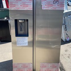 samsung  side by side new refrigerator  36 w 