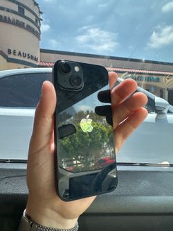 iPhone 14 / 128gb / Unlocked any carrier