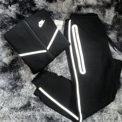Nike Tech Fleece Reflective Full Set – Black – Sizes M L XL 