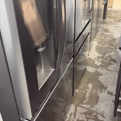 LG Refrigerator 