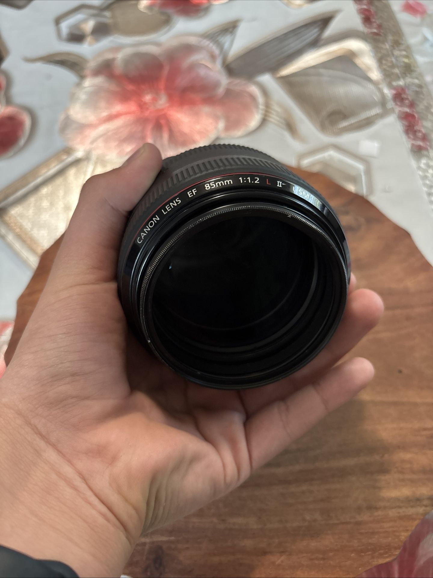 Canon Lens EF 85mm 1.1.2 USM Canon Lens made On Japan 72 mm