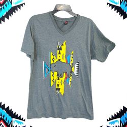 Tultex Gray w Yellow, Blue, Red, Black, Gray Aztec Design Tshirt Women Large