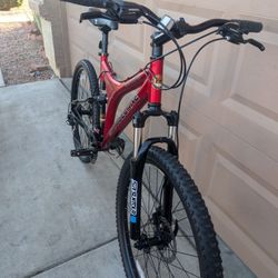 26"MOTOBECANE 350DS MENS MOUNTAIN BIKE. (M/L).19".5. ALUMINUM FULL SUSPENSIÓN DUAL DISC BRAKES FRESHLY TUNE UP 👌🏼