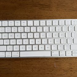Wireless Apple Keyboard 