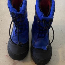 Size One Snow Boots