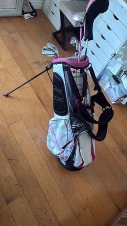 Women’s Taylormade Golf bag