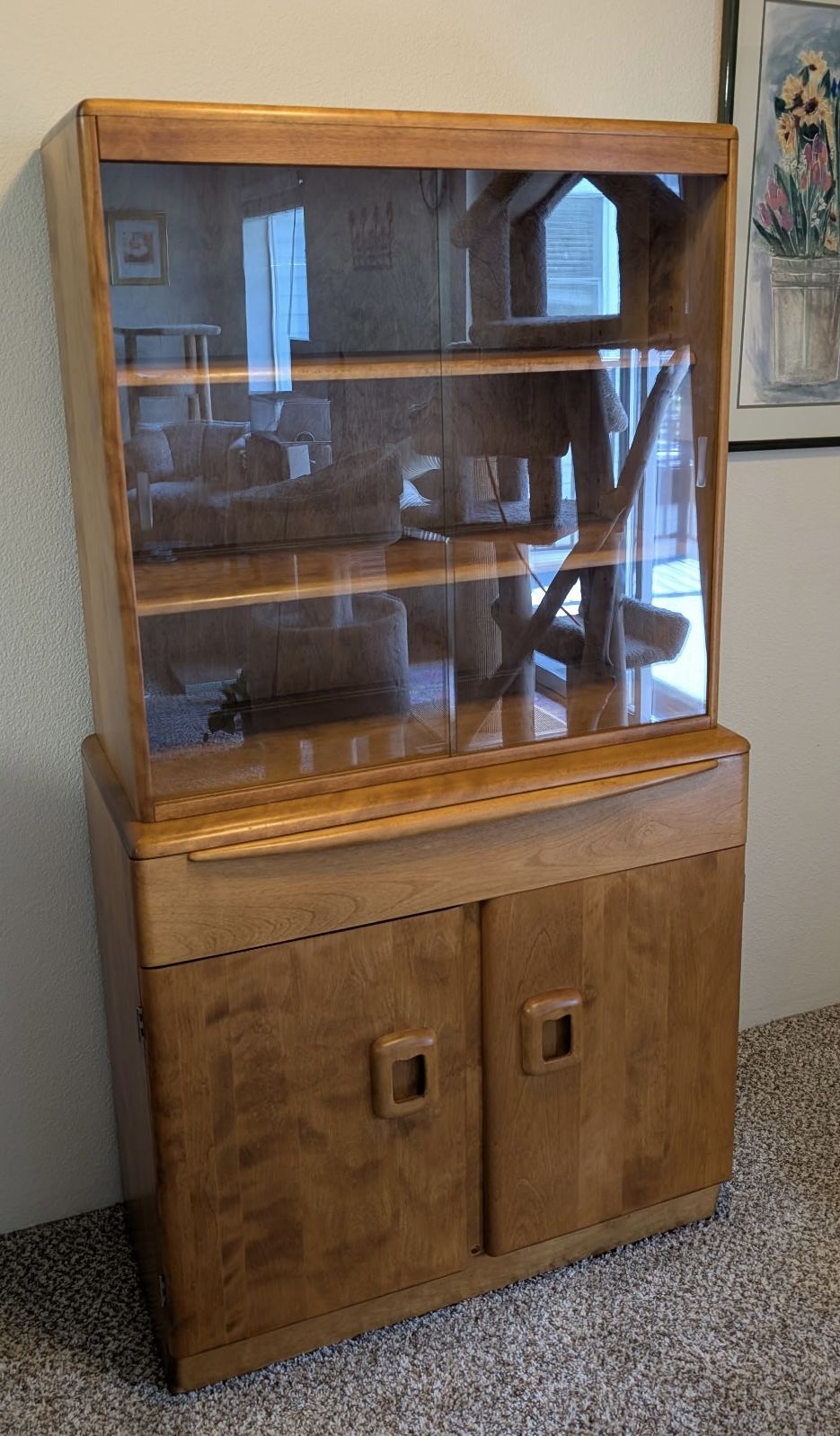Collectible Vintage China Cabinet
