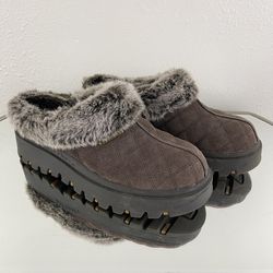 SKECHERS Vintage Y2K Brown Faux Fur Chunky Platform Lug Sole Cozy Clog Slides