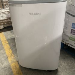 Frigidaire FHPC102AC1 Portable Room Air Conditioner, 6500 BTU with Multi-Speed Fan, Dehumidifier Mode, Built-in Air Ionizer, Easy-to-Clean Washable Fi