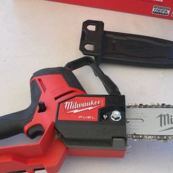 Milwaukee M18 FUEL Pruning Saw 8”