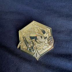 D23 LORCANA PIN✨✨✨✨