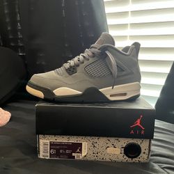 Jordan Retro 4