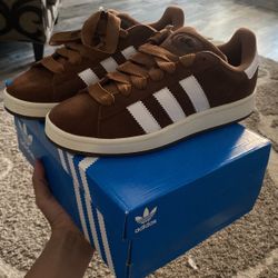 Brown Adidas Campuses 00s Size 9 1/2