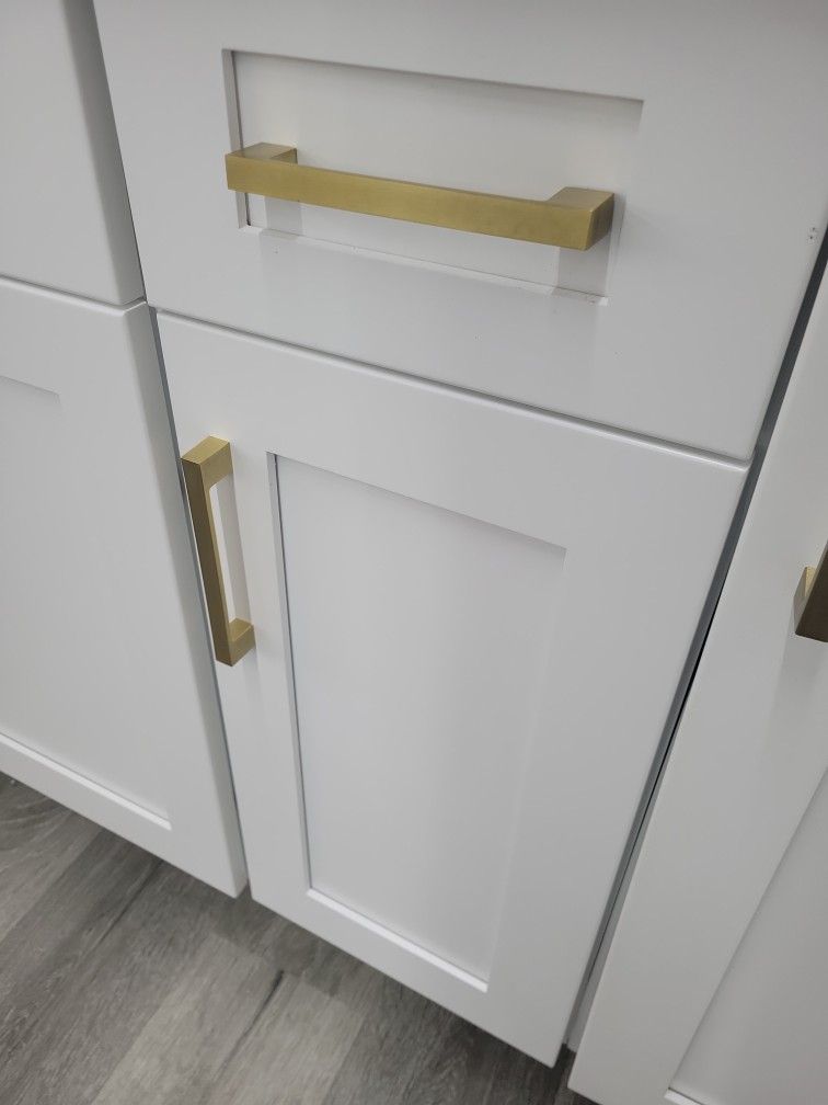 Kitchen Cabinet Base Cabinet