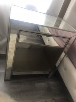 Mirror nightstand