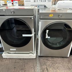 WASHER AND DRYER SET