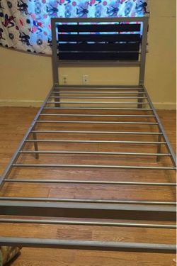 Twin bed