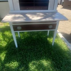 Cute Antique Desk