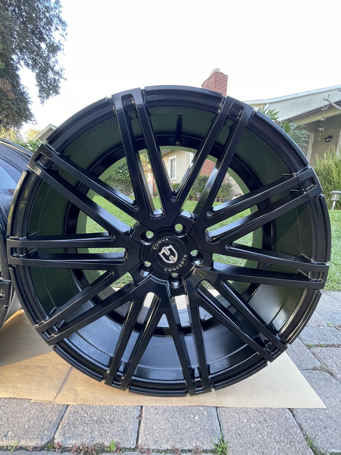 5 lug nut rims / rines de 5 birlos (5x108) size: 20”