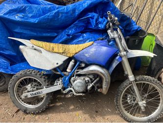 Yamaha dirt bike