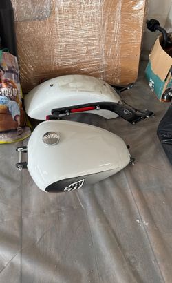 2021 Harley Davidson Street Bob Parts