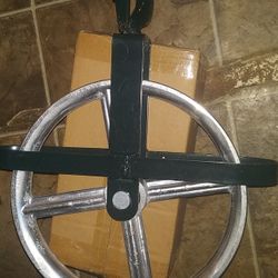 1/2 Ton Hook & Wheel