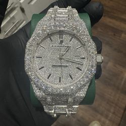 VVS MOISSANITE WATCH