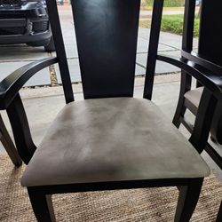 6 Dining Room Chairs