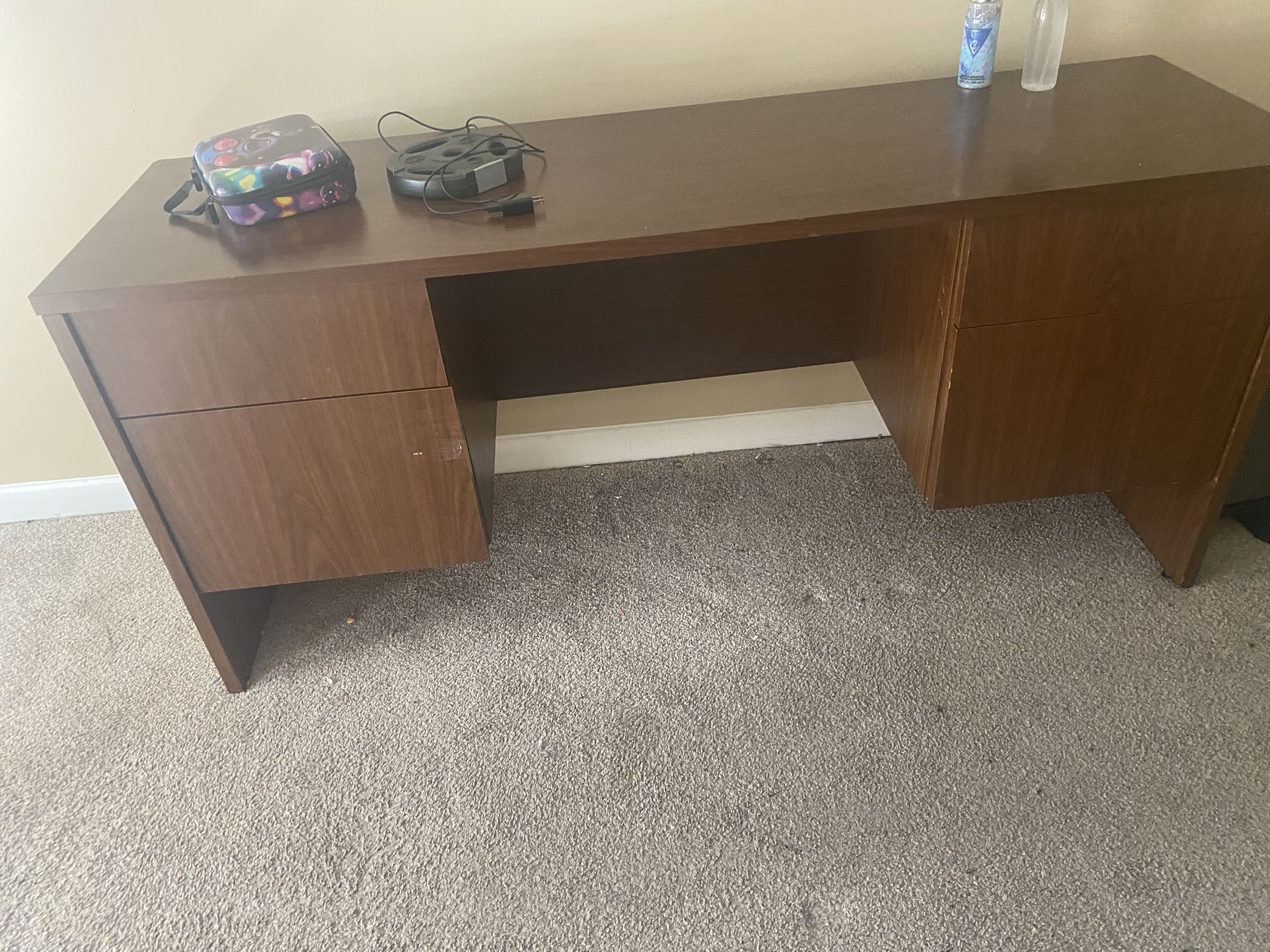 Desk. Serious Buyers only. Still Up, Still Available.
