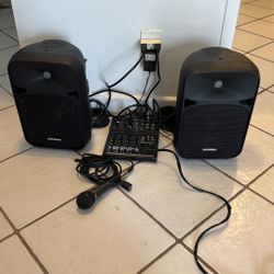Audio 200 W Powered Speaker Set  Samson Auro D 208