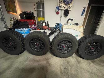 4 Toyota Tacoma or 4runner tire and rim