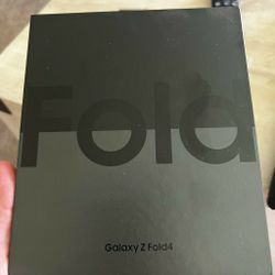 Samsung Galaxy Z Fold 4