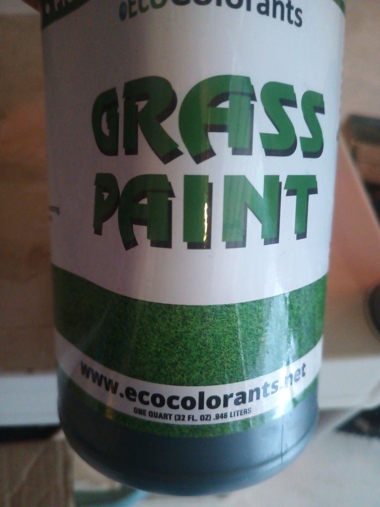 Organic Grass Paint. Environmentally Safe