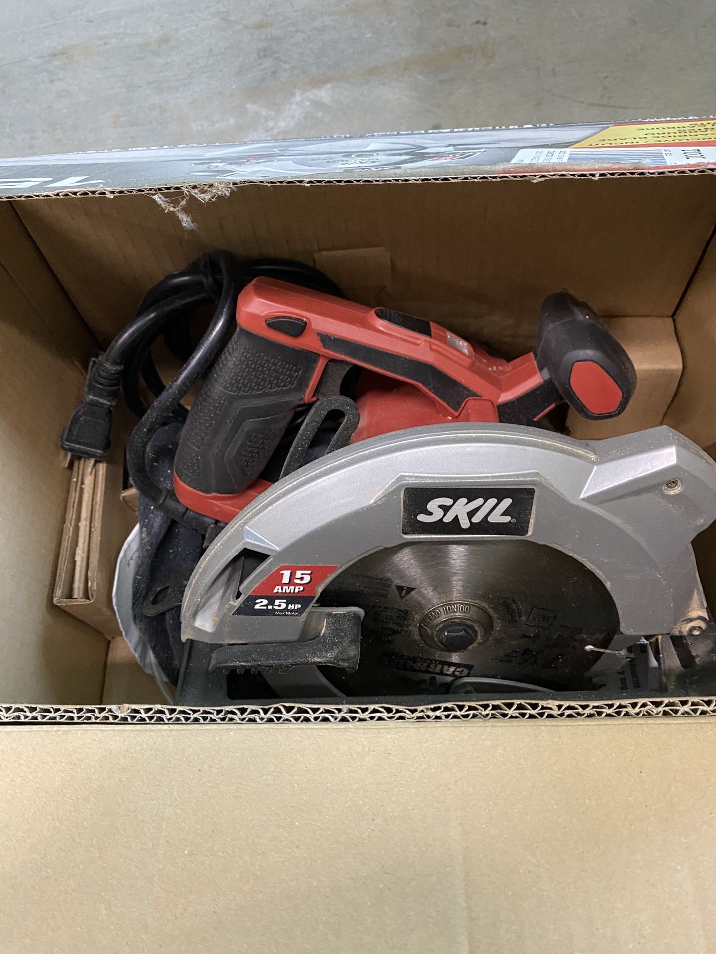 Skil 7 1/4” Circular Saw