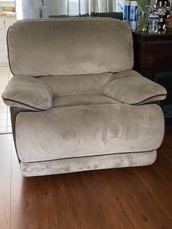 recliner couch 
