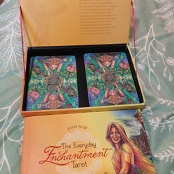 Everyday Enchantment Tarot Deck