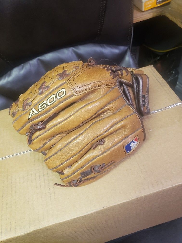 Wilson A800 Game Ready Softfit 11.5`` Left Hand Glove
