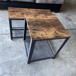 🚨Side Tables In Great Shape(Metal Frame)🚨