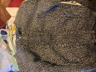 Liz Claiborne sweater