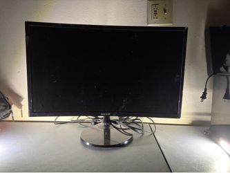 Samsung C24F390FH curved monitor