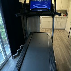 Nordictrack Commercial X32i Incline Treadmill 
