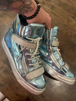 Giuseppe Zanotti Customs