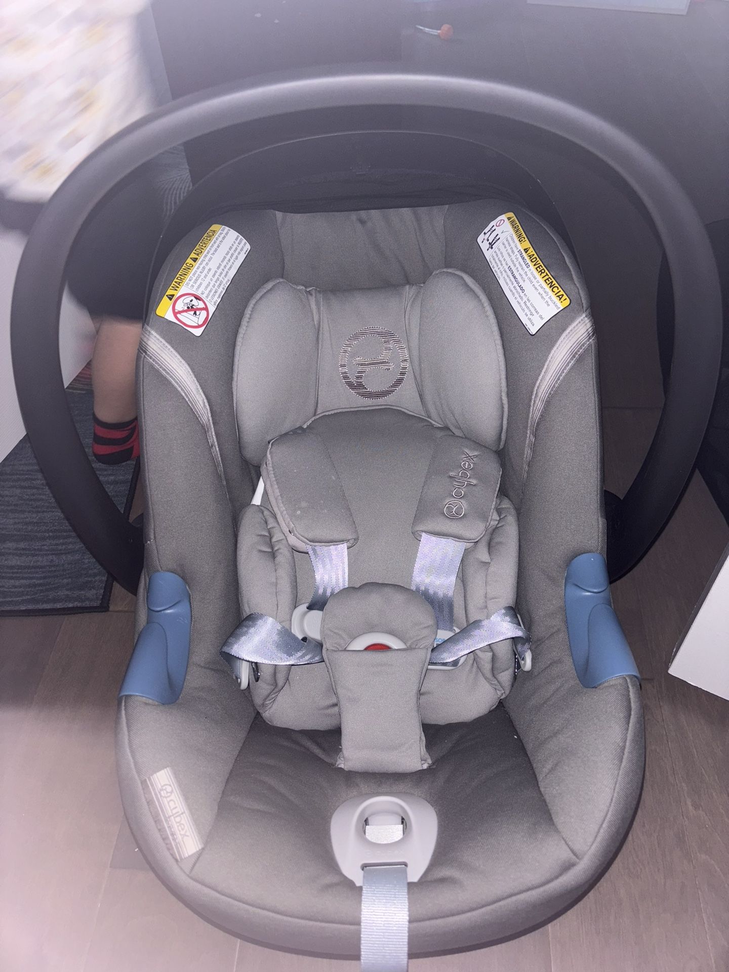 Car Sear- Cybex Cloud G